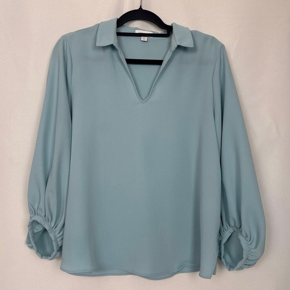 Nordstrom Womens V Neck Popover Blouse Size Medium Sage Blue Classic Minimalist